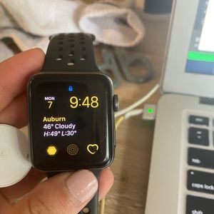 NIKE APPLE WATCH (Series 3) w/cellular!